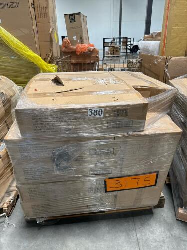 Pallet of ZEISS lens wipes