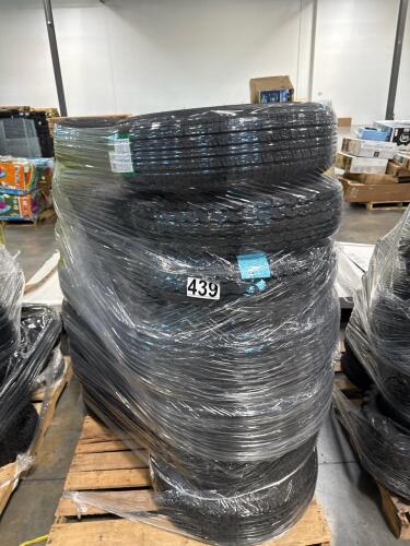 17 tires with rim/trailer