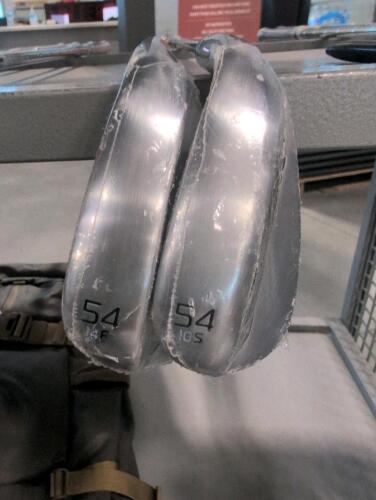 Two golf Titleist 54&deg; wedges
