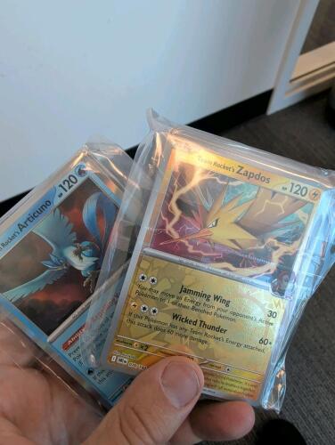 50 Pokemon holo/reverse holo's