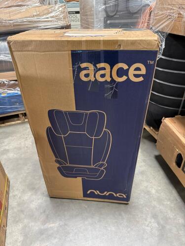 NUNA AACE booster chair