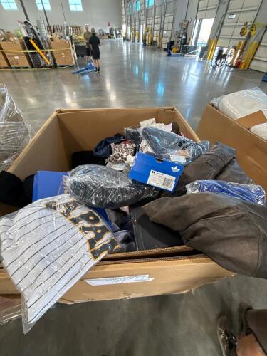 Clothing: Marina recovery, summer Ray, PHANTOSCOPE, UVN, southern Tide, Brooks, night Hal, Ohtani Japan jersey, crown Ivy, Adidas , Converse, arrange, Gianni Bini, short story, Pacific Sun, Naturalizer, & More