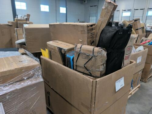 Rubbermaid extra large deck box, canopy, crown shades, furniture, nANLITE PAVO tube light & More