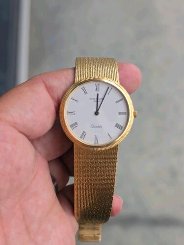 Vintage Patek Phillipe Caletrava , runs perfectly. 18kt gold at least 2 oz of gold