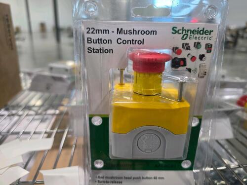 Nine &ndash; Schneider Electric 22 mm mushroom button control station, XALACS1