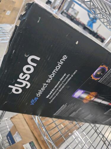 Dyson V 15 detect submarine