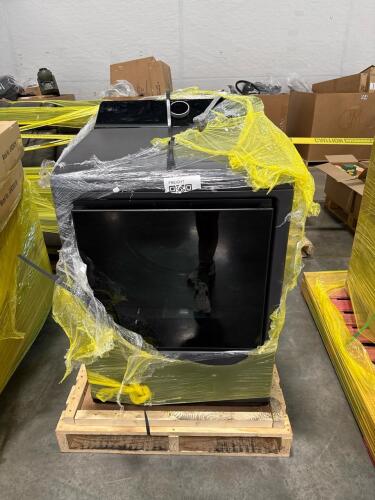LG dryer 990364639, customer return appears new