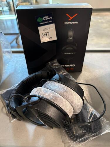 Headphones DT990 pro out of box, BEYERDYNAMIC DT770 pro