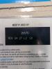 Pallet of Quaker oats, expiration date of 11/4 / 27 - 4