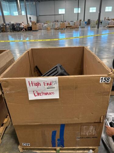 Electronics/audio : loudspeaker, behringer nx1000d, gator rack works, orange crush 20 amp, meniel and more