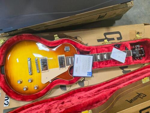 Gibson LES PAUL standard electric guitar