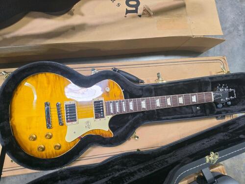 Heritage standard II H &ndash; 150 Electric guitar, dirty lemon burst