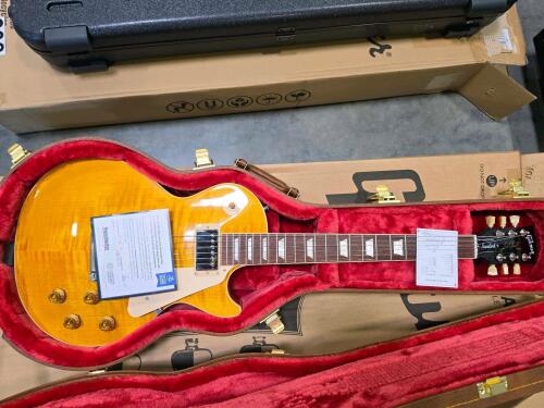 Gibson LES PAUL standard electric guitar