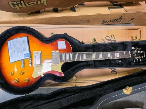 Heritage standard II H &ndash; 150 Electric guitar,