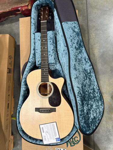 Martin & Co. GPC &ndash; 16 acoustic guitar