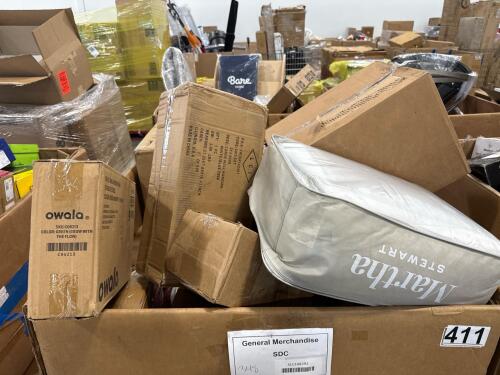 Comforter set, cutting boards, races are, OWALA, BEDEL, toaster, pillows, & More