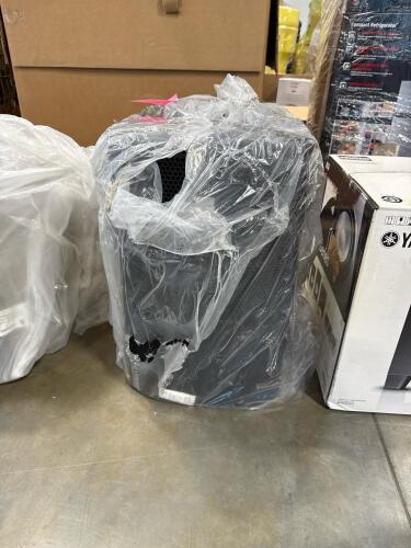 JBL PRX400 speaker