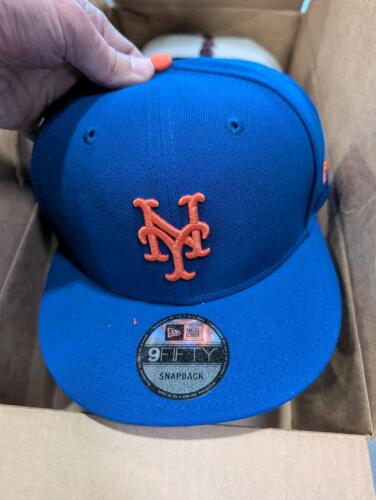 12 New York Mets hats