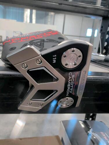 Scotty Cameron phantom OC 11r putter