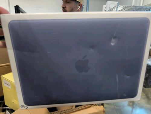 MacBook Neo 8gb memory 512 gb storage,