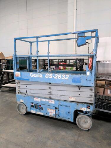 Genie GS-2632 electric scissor lift