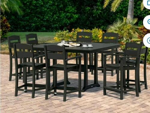 Polywood furniture set complete?
