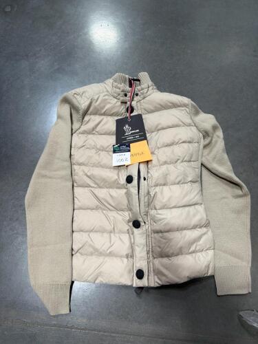 moncler apres vest